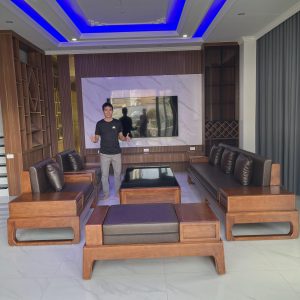Bộ sofa gỗ hương đá mẫu chân huơu hàng Vip1 ( Anh Lâm - Mê Linh HN )